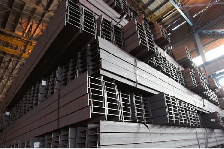 عرضه 2.1 میلیون تن محصولات مرتبط با سنگ آهن در بورس